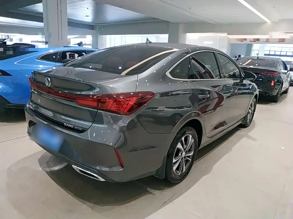 Changan Eado — фото 7