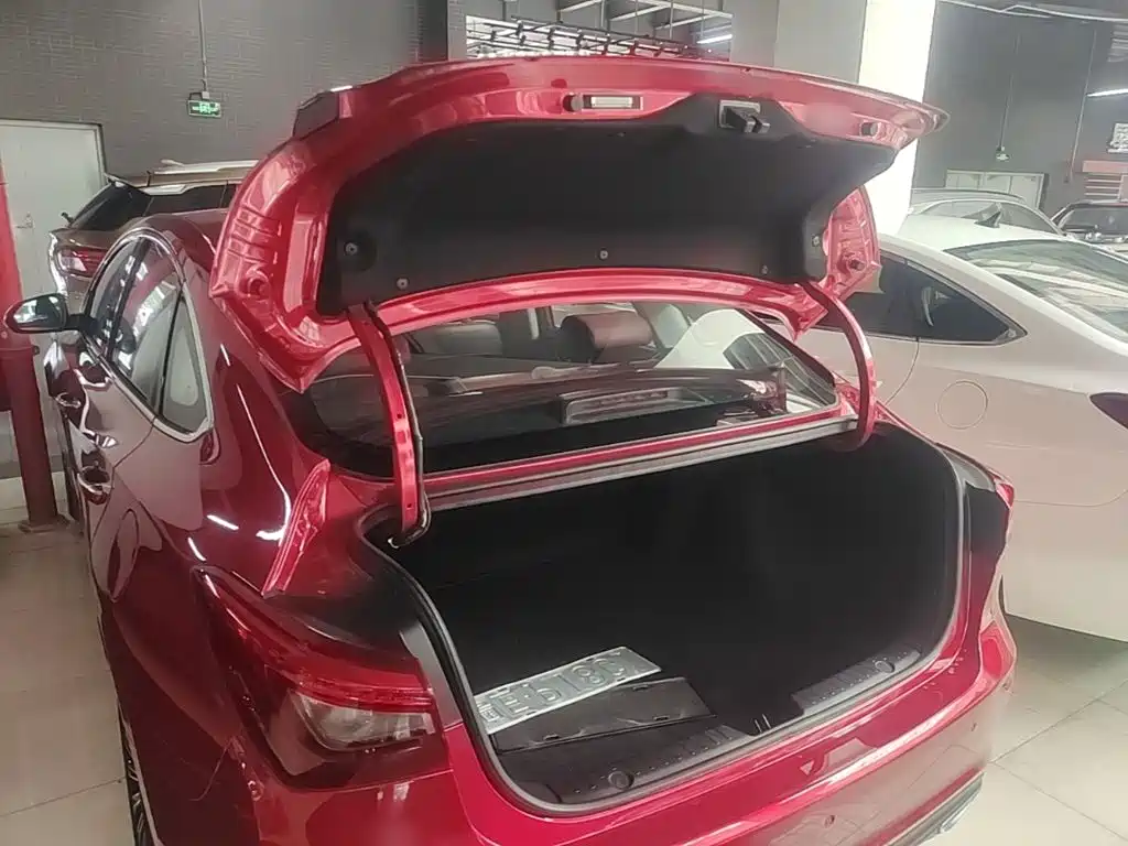 Changan Eado — фото 19