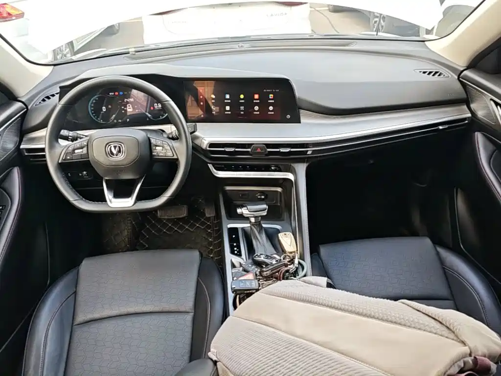 Changan CS35PLUS — фото 10