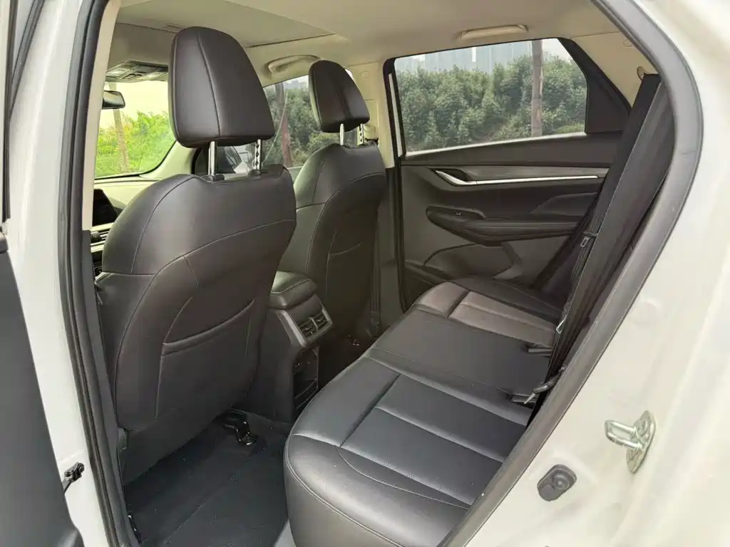 Changan CS55PLUS — фото 10