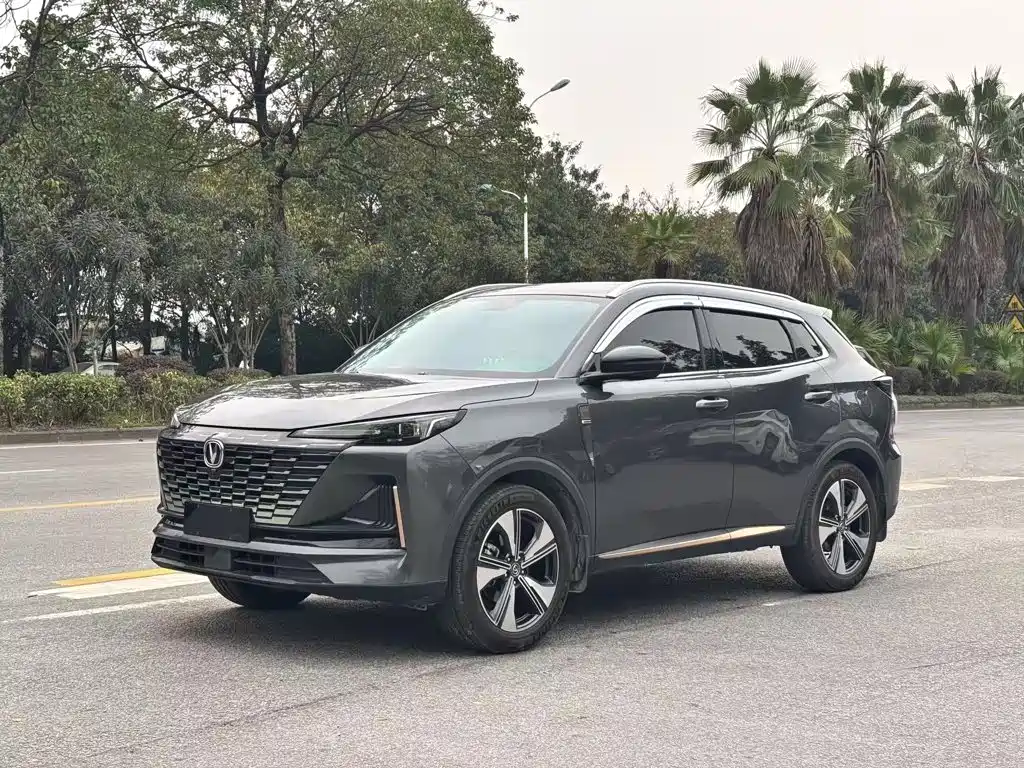 Changan CS55PLUS — фото 2