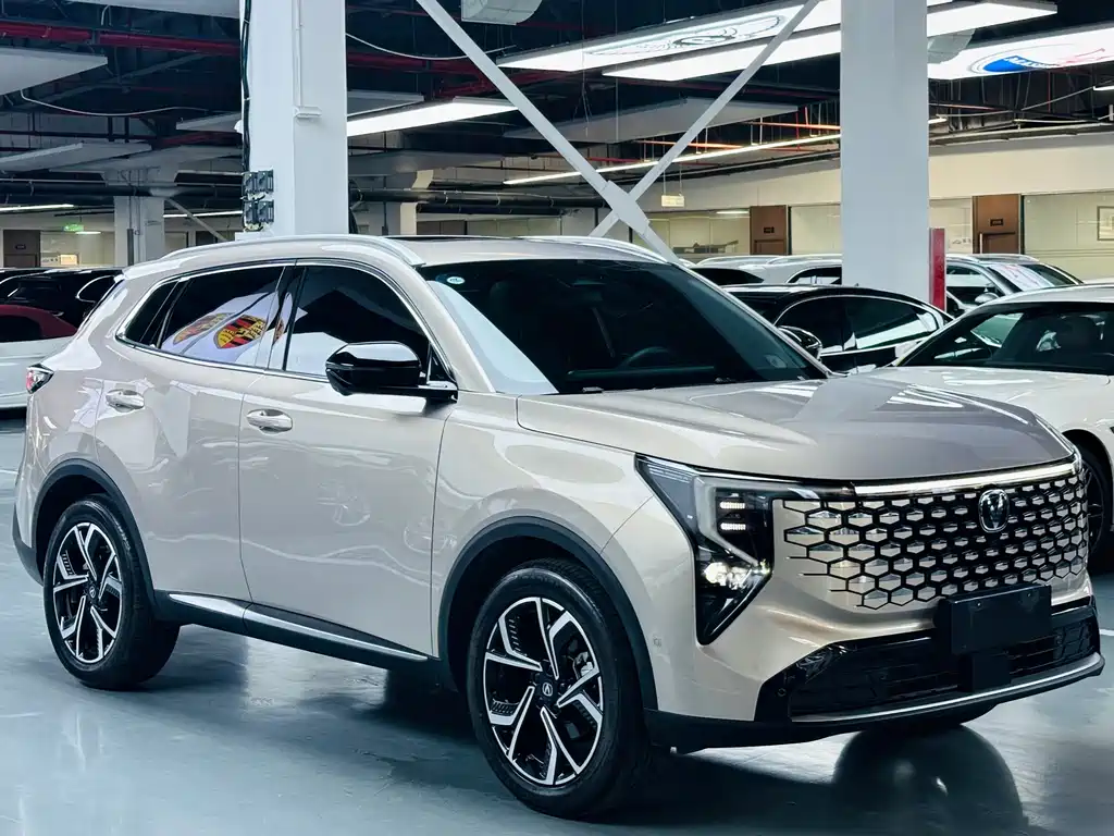 Changan CS55PLUS — фото 3