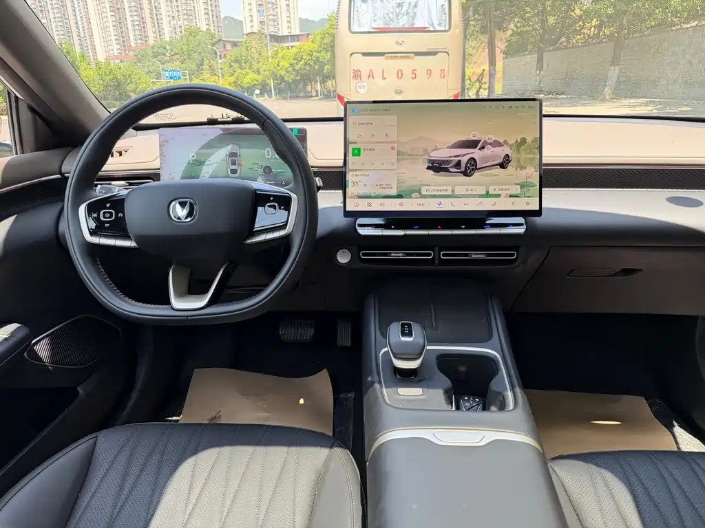 Changan Eado — фото 9