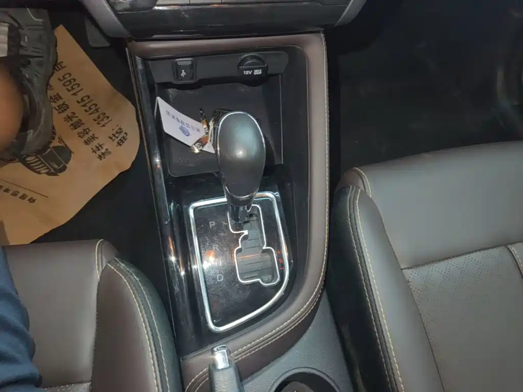 Changan Eado DT — фото 14