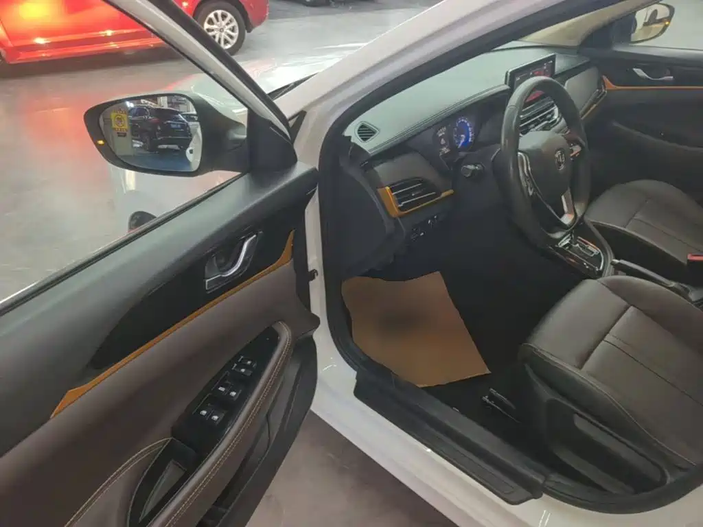 Changan Eado DT — фото 16