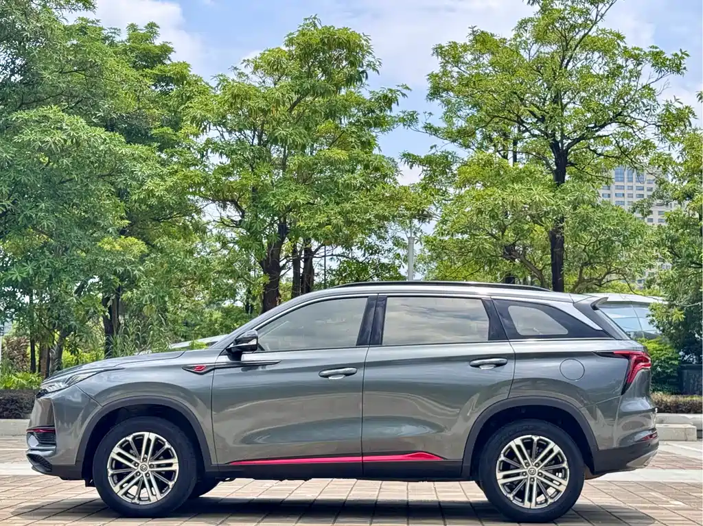 Changan CS75 PLUS — фото 4