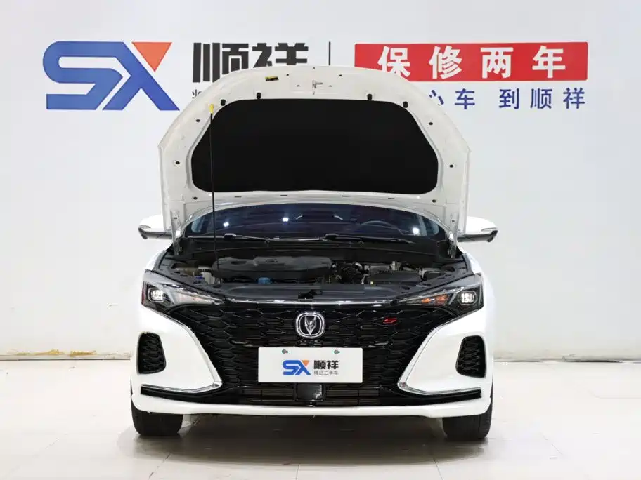 Changan Eado — фото 17