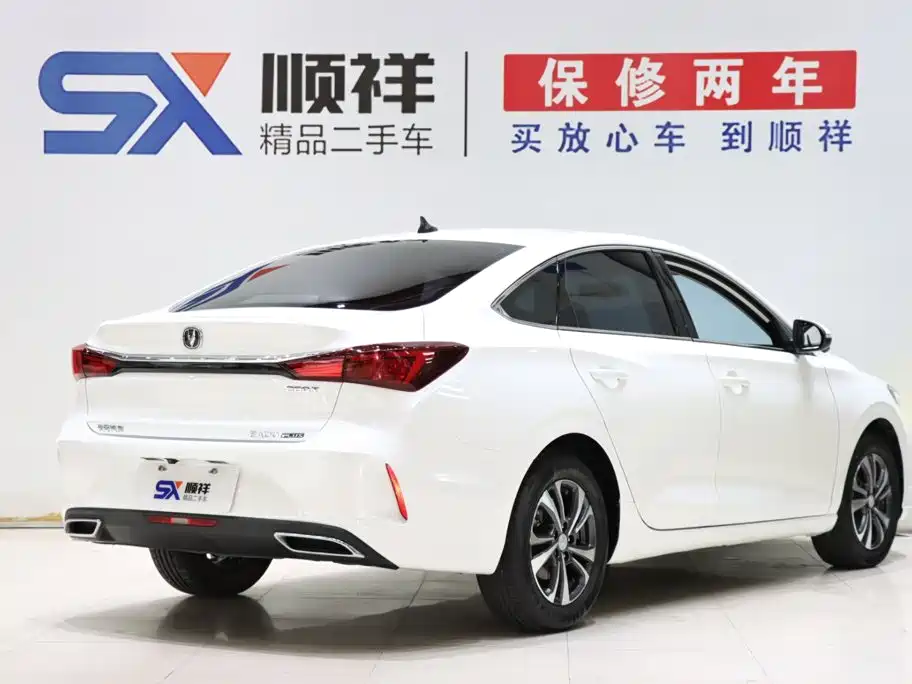 Changan Eado — фото 4