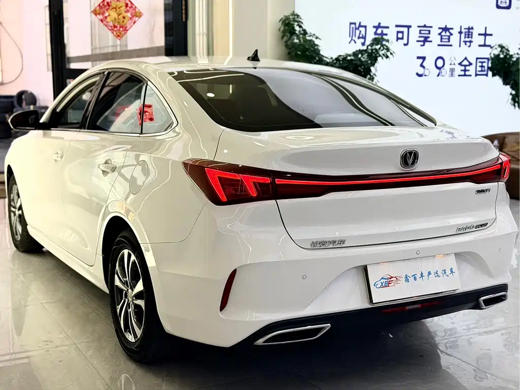 Changan Eado — фото 8