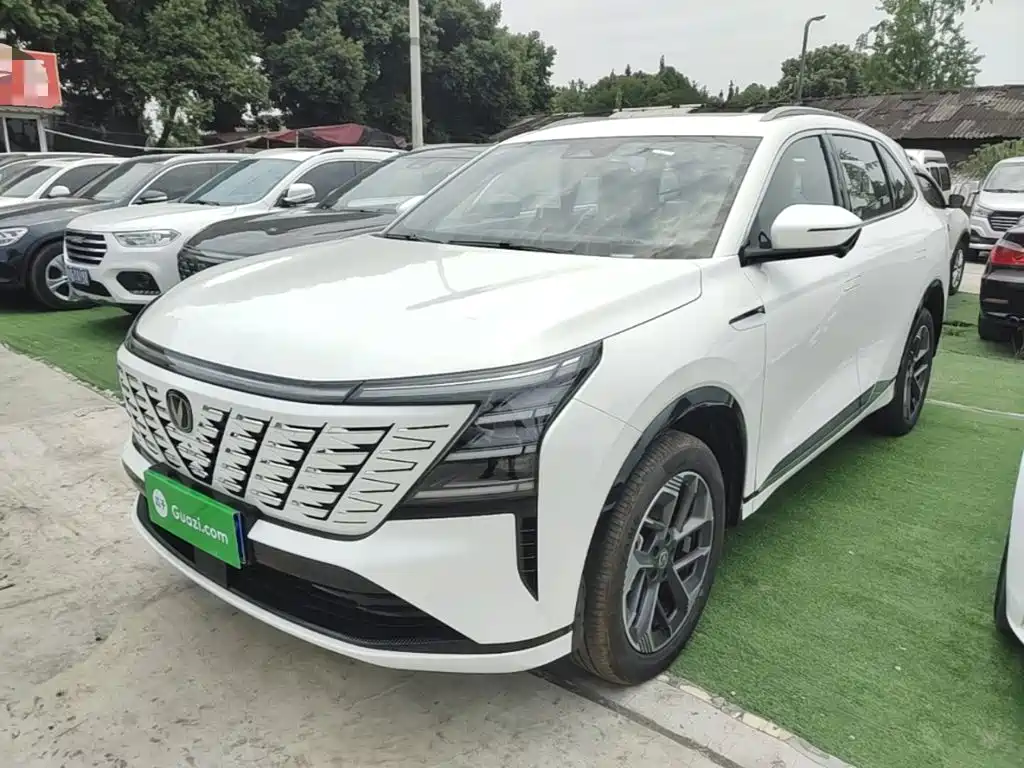 Changan CS75 PLUS — фото 2