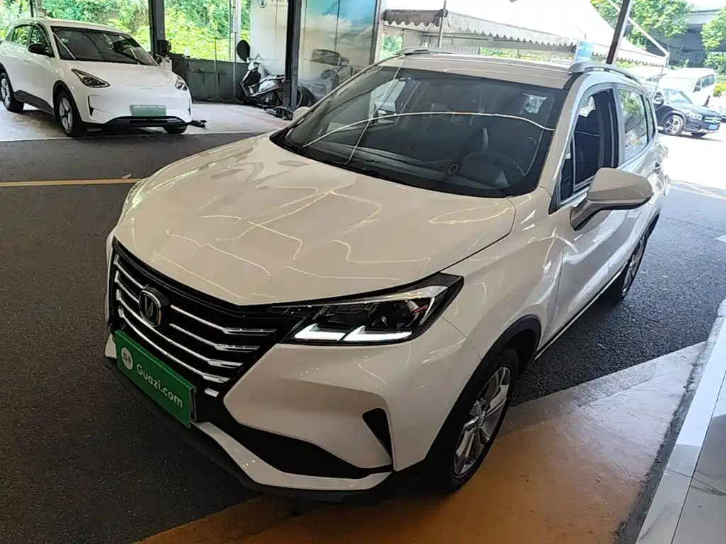 Changan CS15 — фото 2