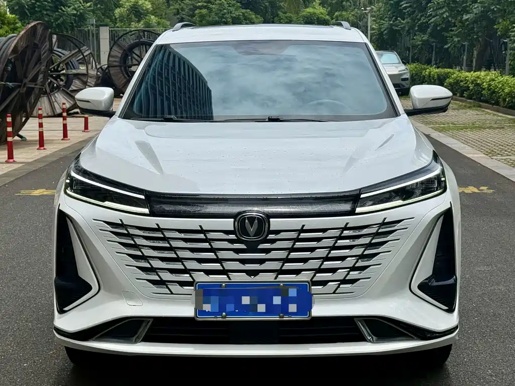 Changan CS75 PLUS — фото 2