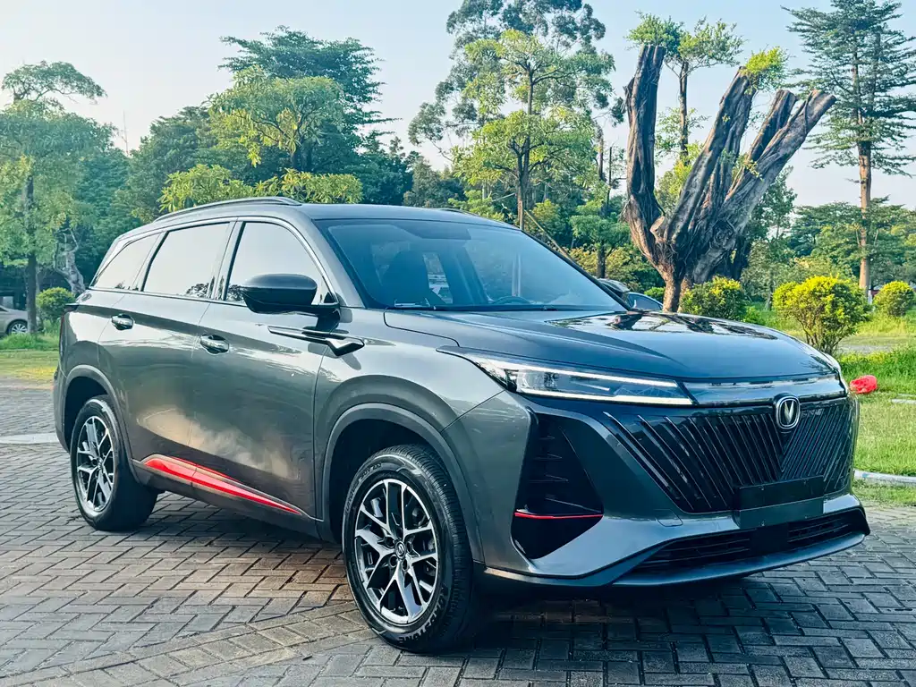 Changan CS75 PLUS — фото 3