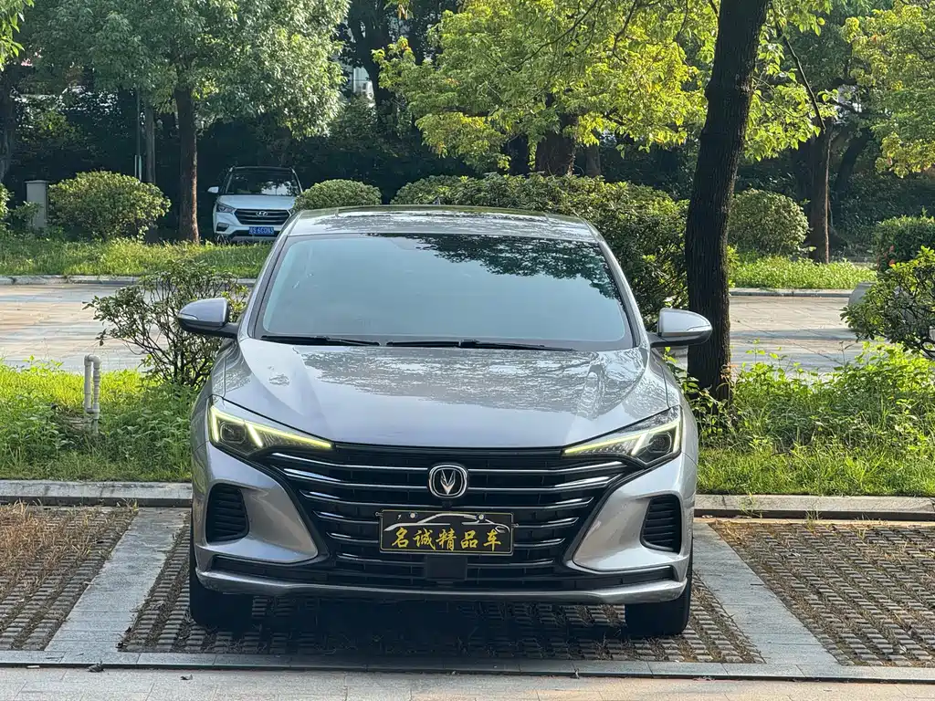 Changan Eado — фото 2