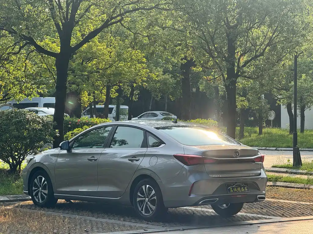 Changan Eado — фото 13