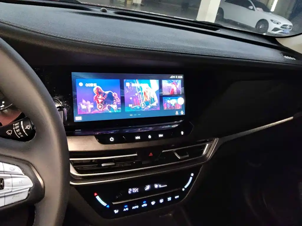 Changan CS35PLUS — фото 13