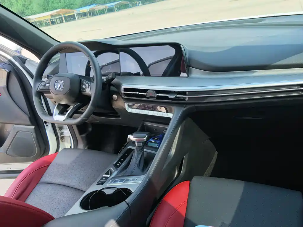 Changan CS35PLUS — фото 16