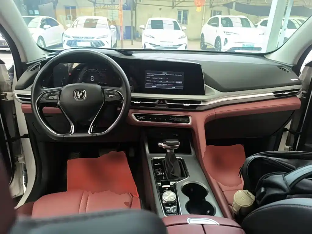 Changan CS75 PLUS — фото 10