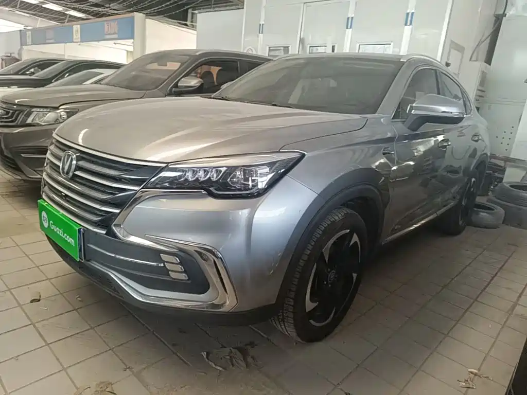 Changan CS85 COUPE — фото 2