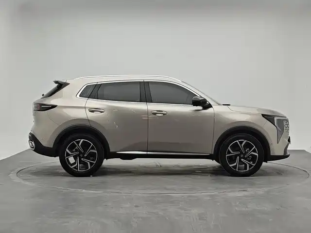 Changan CS55PLUS — фото 3