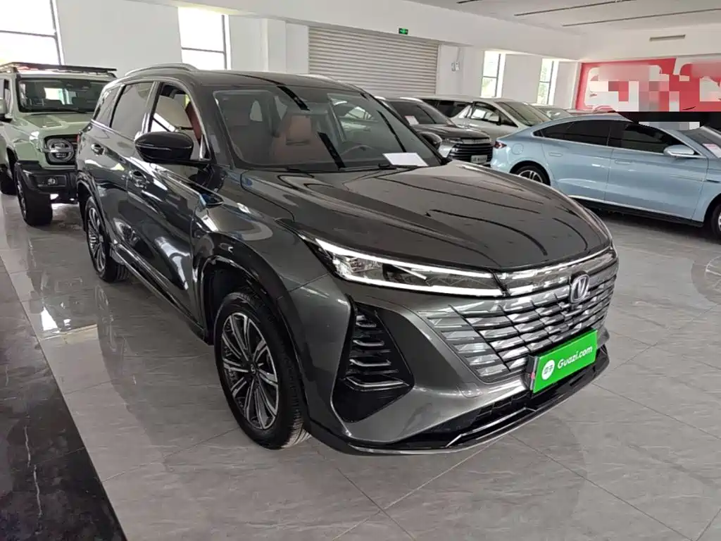 Changan CS75 PLUS — фото 4