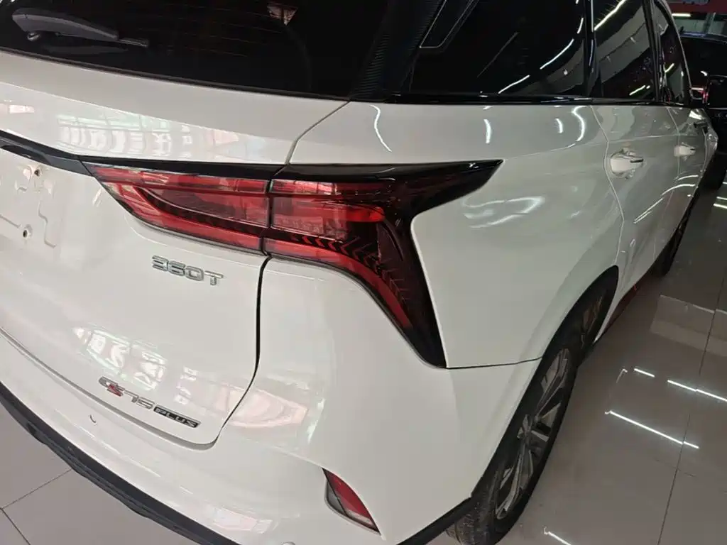 Changan CS75 PLUS — фото 8