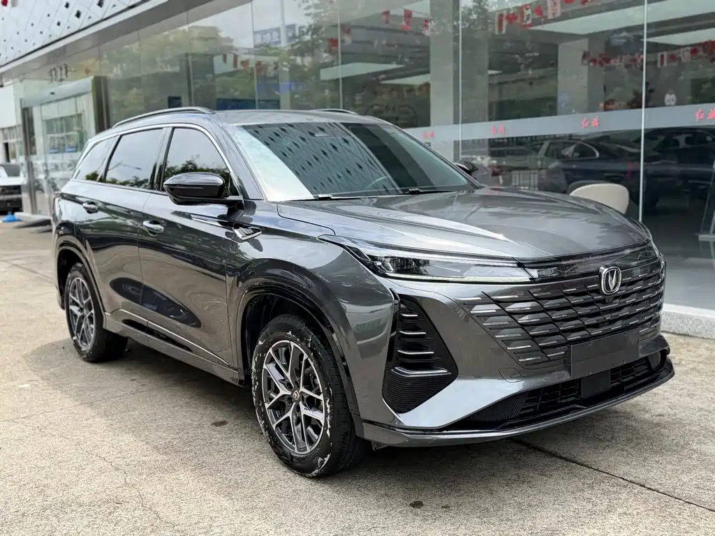 Changan CS75 PLUS — фото 4
