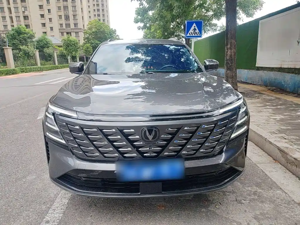 Changan CS75 PLUS — фото 3