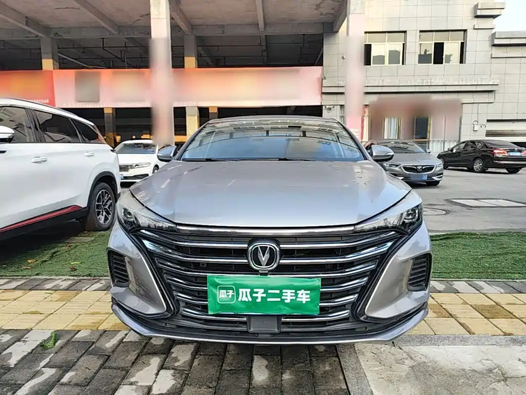 Changan Eado — фото 3