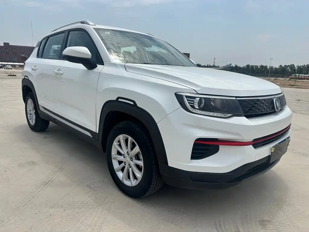 Changan CS35PLUS — фото 3