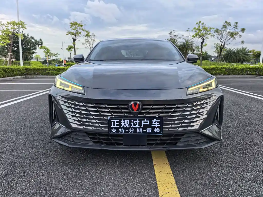 Changan Yida — фото 2
