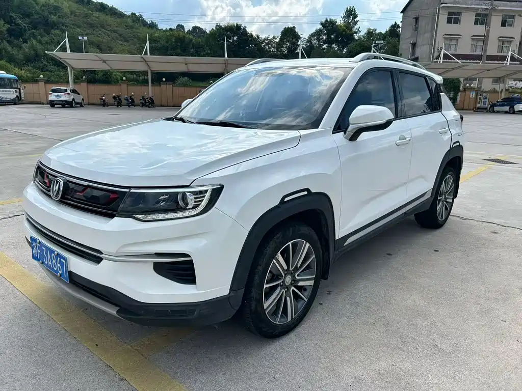 Changan CS35PLUS — фото 3