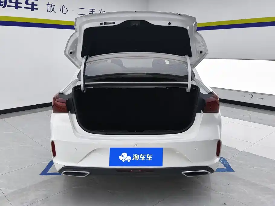 Changan Eado — фото 4