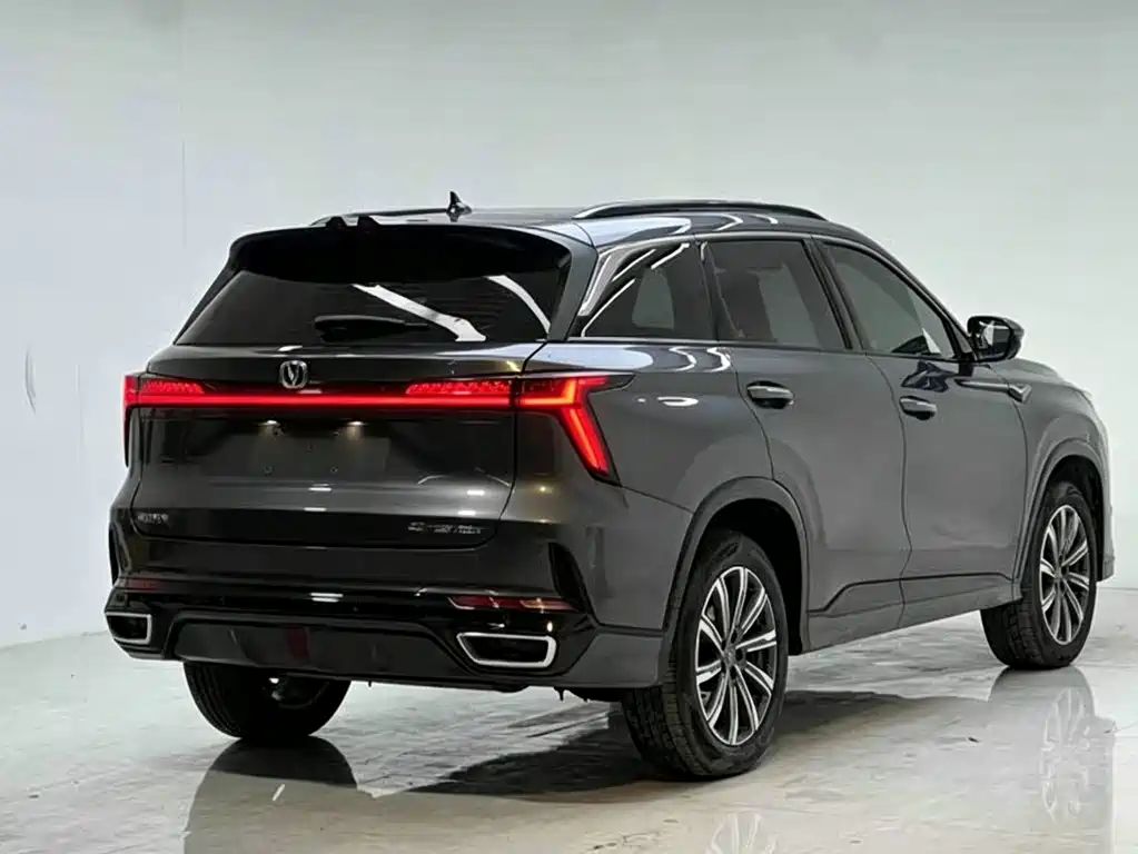 Changan CS75 PLUS — фото 4