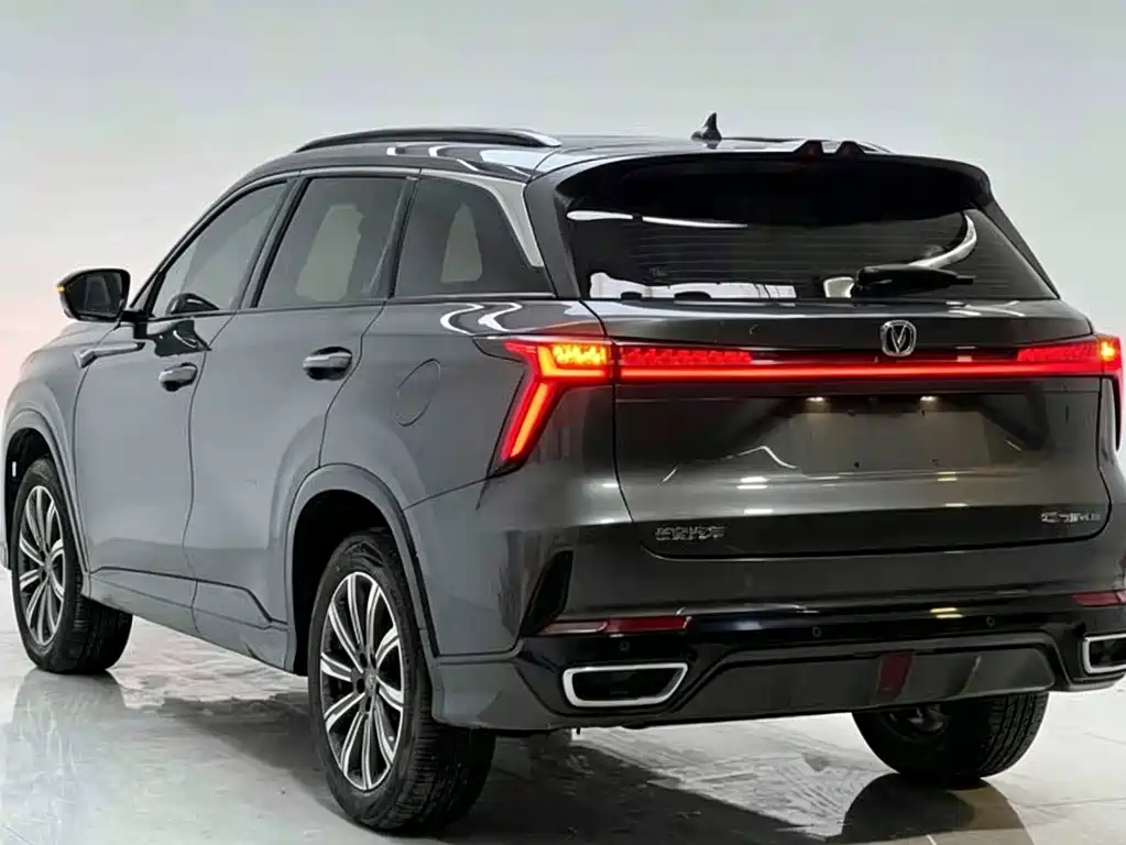 Changan CS75 PLUS — фото 6