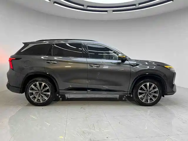 Changan CS75 PLUS — фото 8