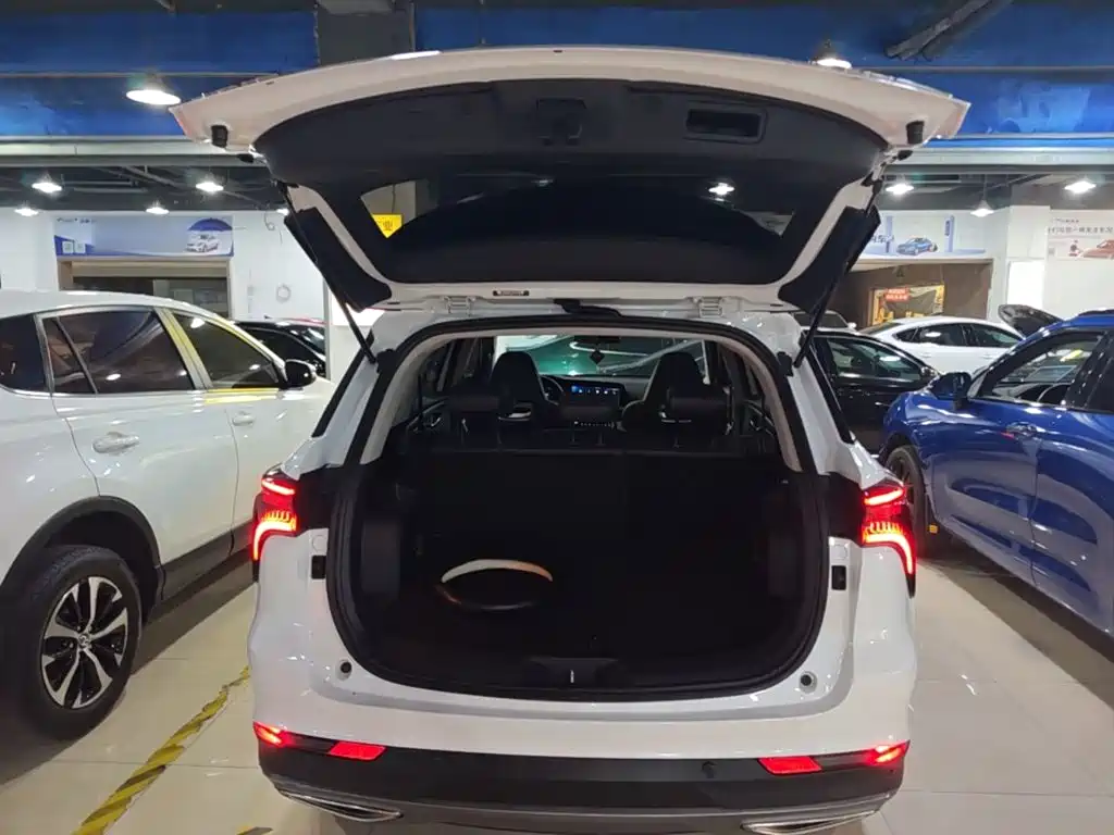 Changan CS75 PLUS — фото 19