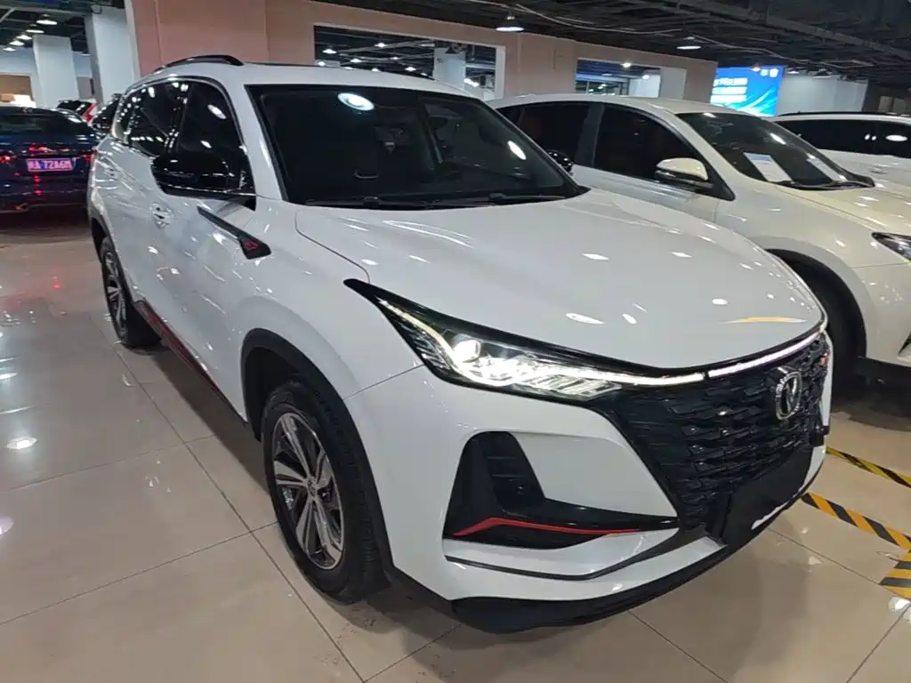 Changan CS75 PLUS — фото 4
