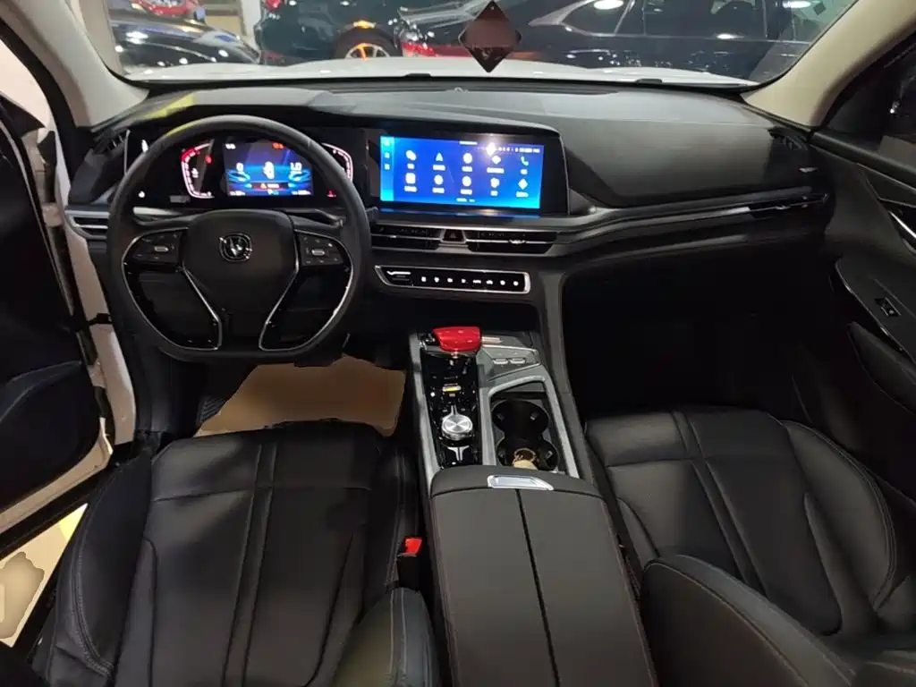 Changan CS75 PLUS — фото 10