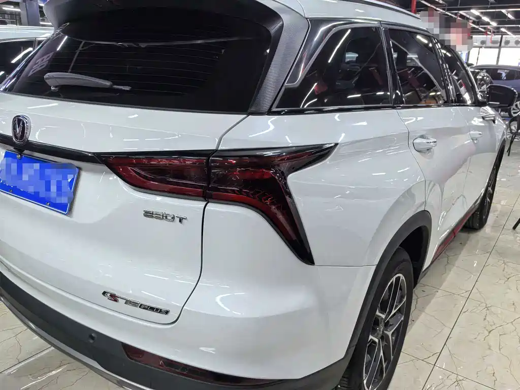 Changan CS75 PLUS — фото 6