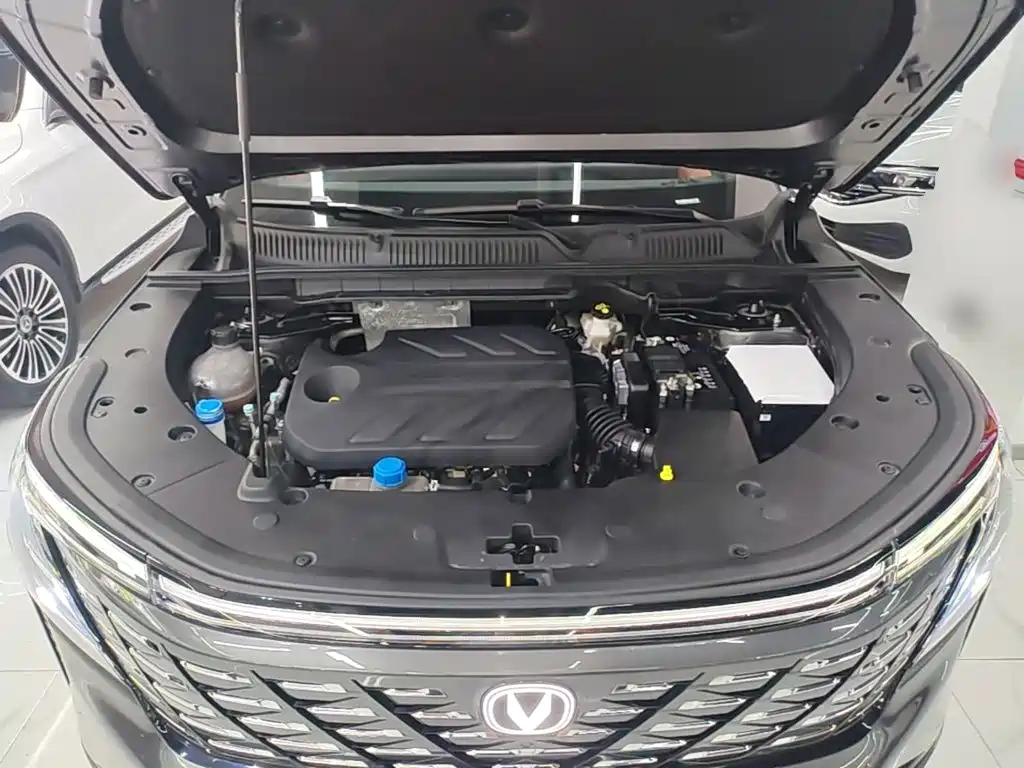 Changan CS75 PLUS — фото 20