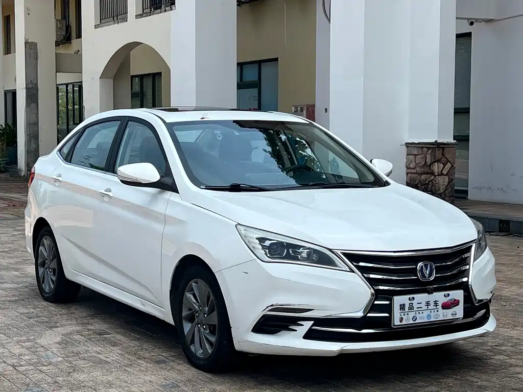 Changan Eado DT — фото 3