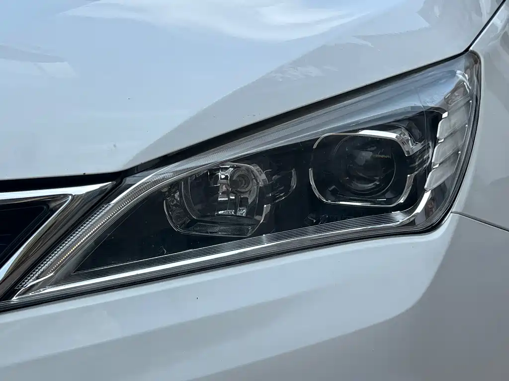 Changan Eado DT — фото 10