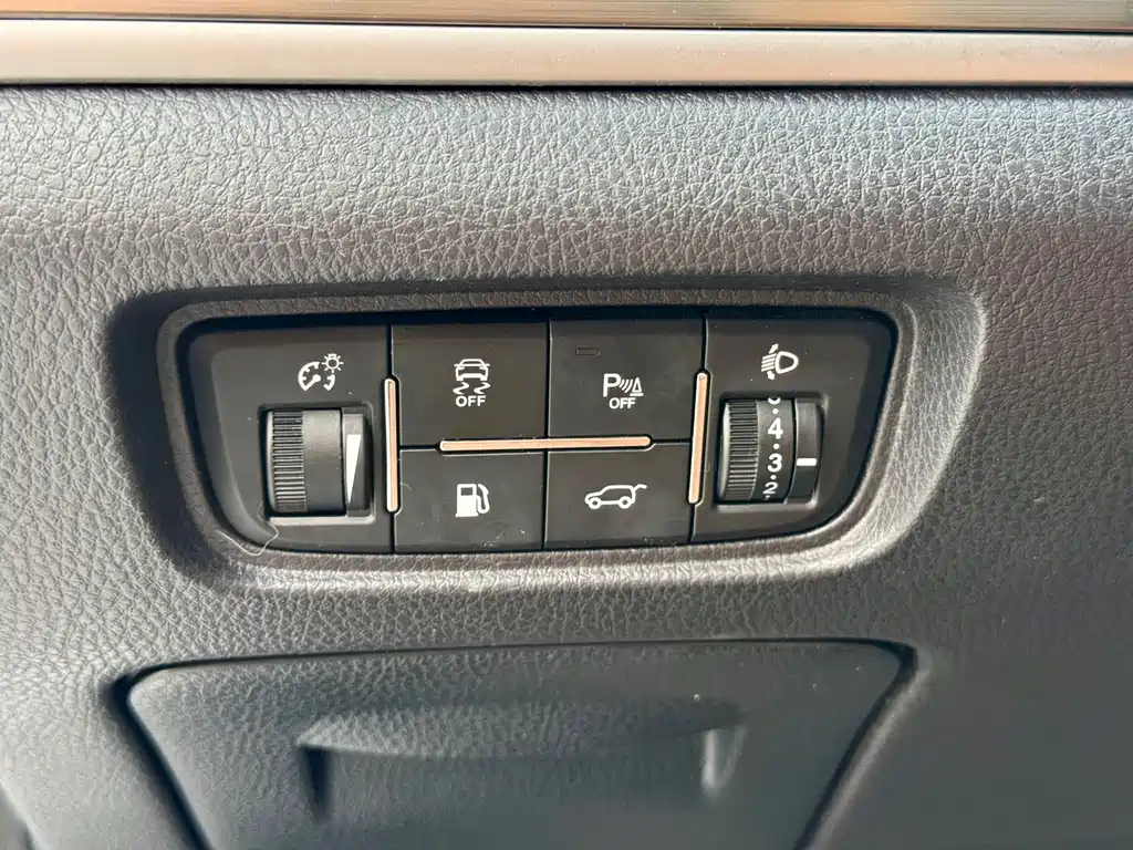 Changan CS95 — фото 19