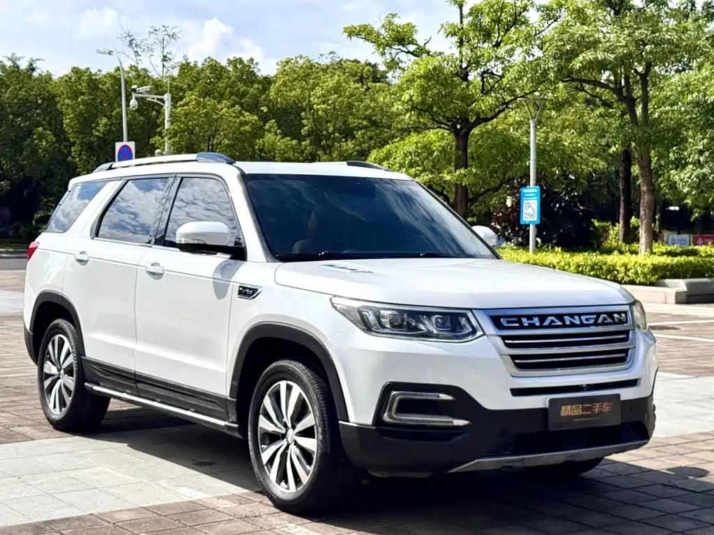Changan CS95 — фото 3