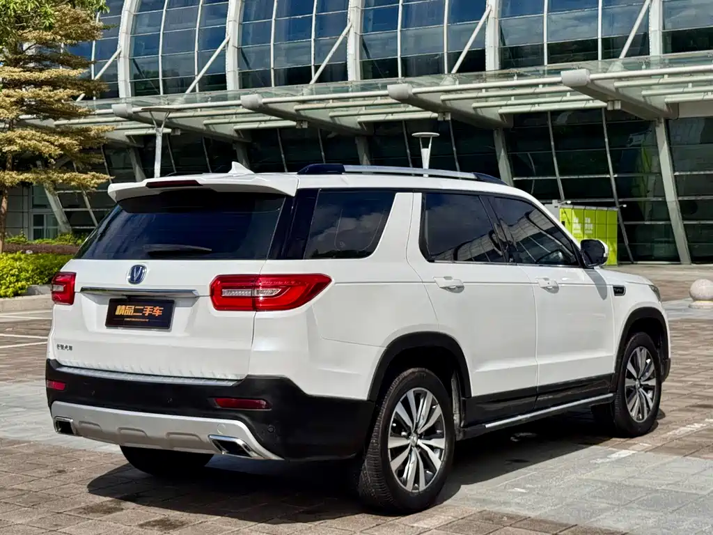 Changan CS95 — фото 24