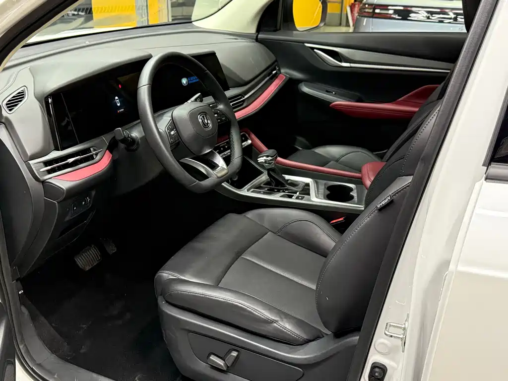 Changan CS55PLUS — фото 10