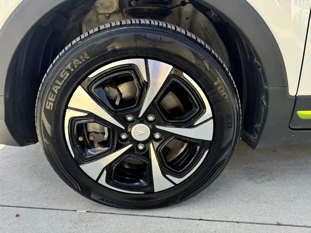 Changan New Energy E-Pro — фото 8