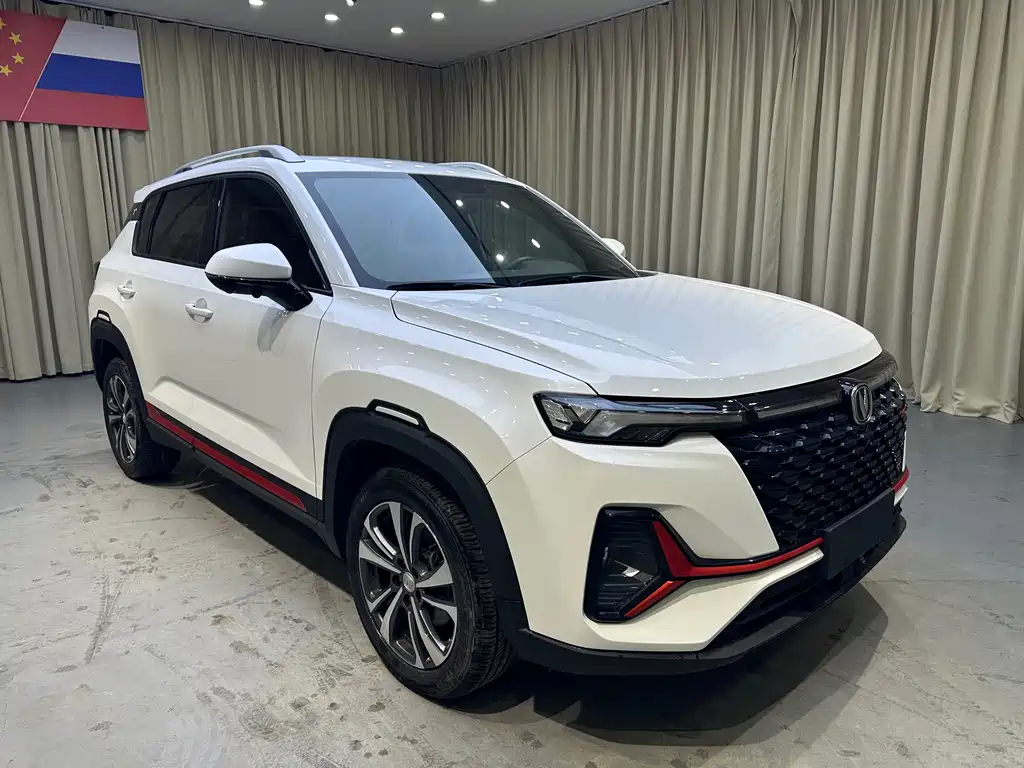 Changan CS35PLUS — фото 3