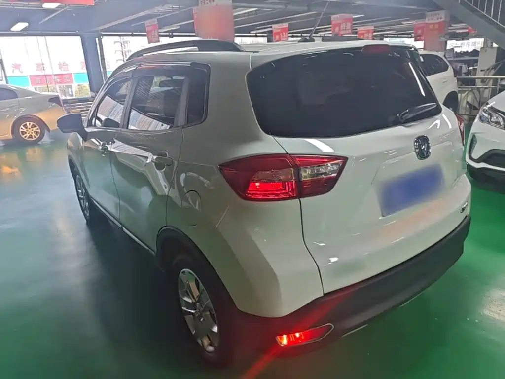 Changan CS15 — фото 5